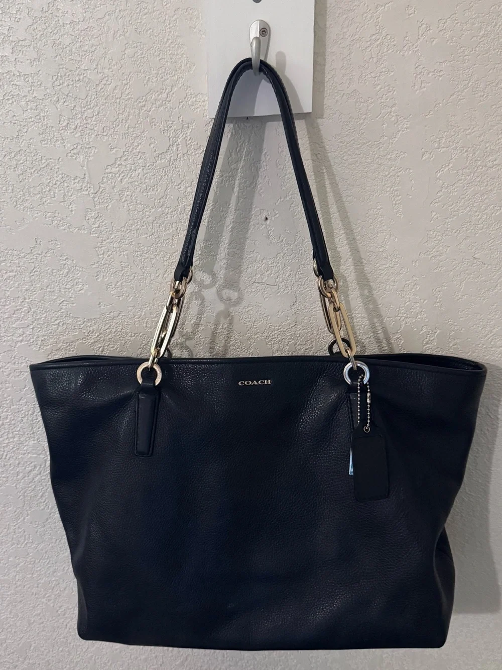 COACH vintage Black Leather Shoulder Tote,East West,gold charm & spell out tag